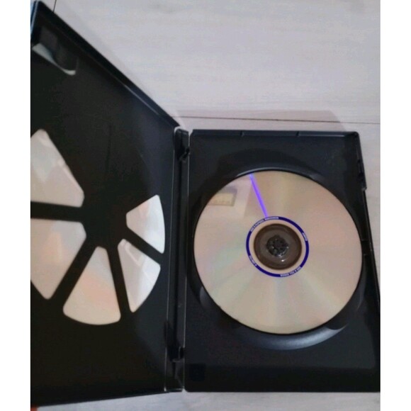 Jumper (DVD, 2009, Single Disc) - Picture 2 of 3